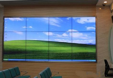 曾都区液晶拼接屏的另类用法。